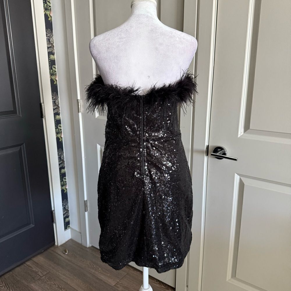 Windsor Black Sequins Strapless Corset Mini Dress with Feather Neckline Size L - Picture 5 of 9